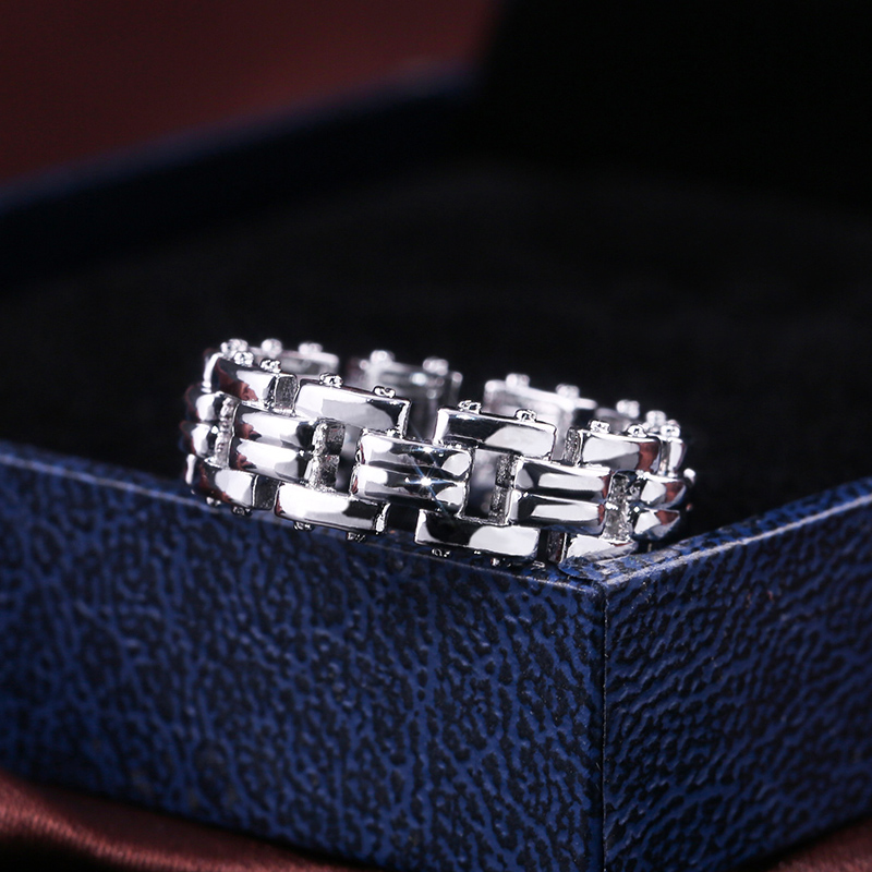 Junerain Brand Ancient Rome Stylish Punk Strength Men Rings Silver Plated Available Wholesale Lots&Bulk Hollow Male Rings-image-565990370