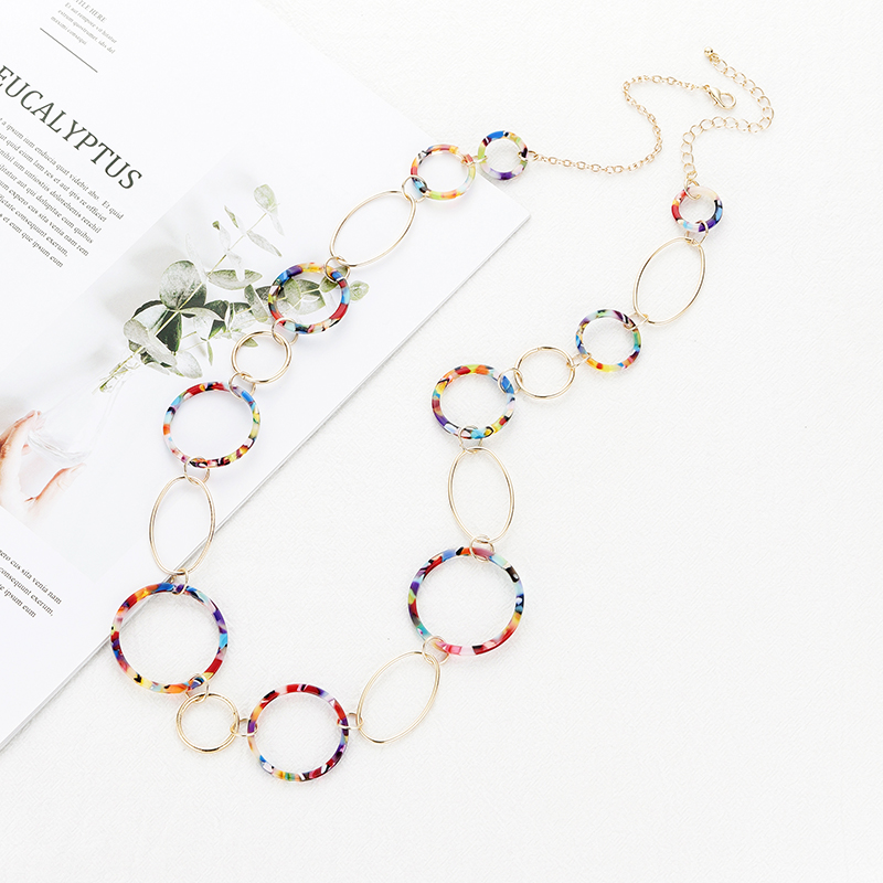 

2020 New Boho Leopard Round Acrylic Pendant Necklaces for Women Fashion Gold Color Alloy Chain Choker Bijoux Femme Jewelry Gifts