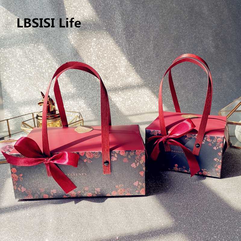 

LBSISI Life 5pcs Protable Paper Rivet Box Wedding New Year Gift Packaging Birthday Party Handmade Favor Candy Cake Decoration
