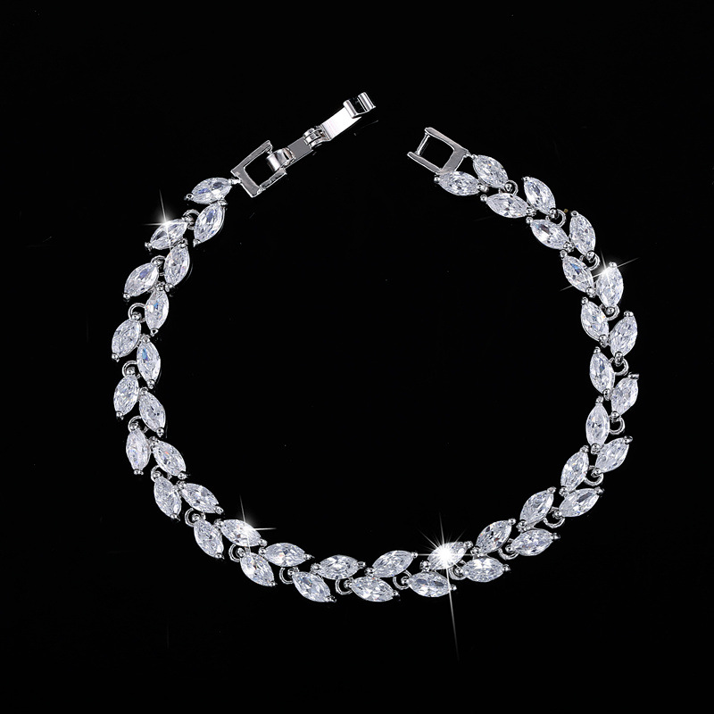 

Fashion model beauty leaves shape with high quality zircon stones women Jewery bracelet