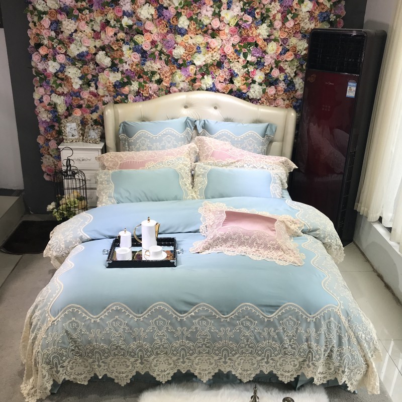 

Luxury Satin Lace edge Duvet cover set 4/7Pcs Decoratiove Wedding Bedding Set Gold Queen King size Bed sheet Pillow shams, Bedding set 4