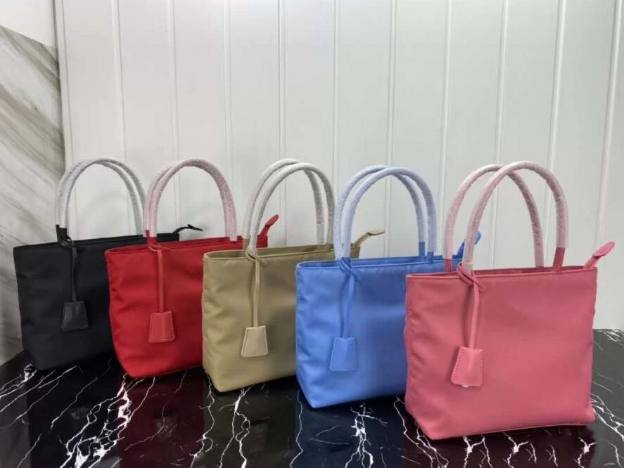 

New-Color shipping Bag High Quality Handbag Fashion Women Bags Nylon large capacity travel Bag, Red