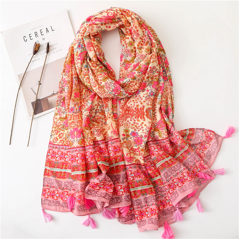 

2020 ethnic style Cotton and Linen Scarf summer popular seaside Shawls new Print Sunscreen silk Scarves lady winter Beach towel