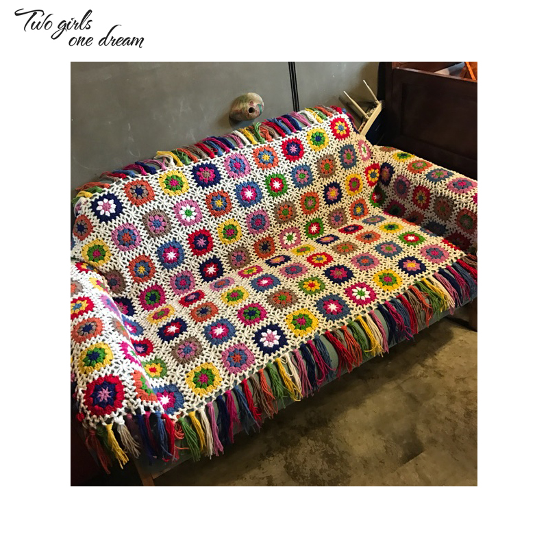 

DIY Handmade Crocheted Flower Tablecloth Mats Fashion Carpet Crochet Blanket Bed or Sofa Cover Cushion Crochet Table Mat 90x200c