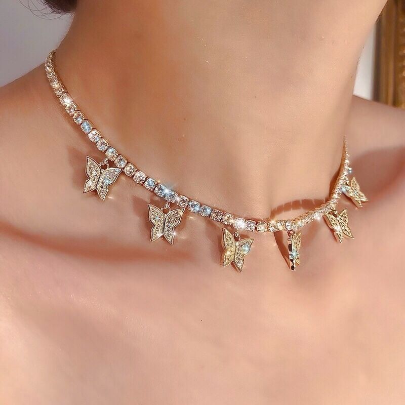

Bridal Golden Silver Color Butterfly Necklace Shiny Crystal Clavicle Chain Choker Fashion Wedding Necklaces Jewelry for Women
