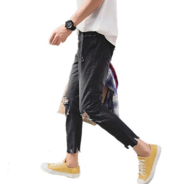 

Male feet of cultivate one's morality jeans, Black