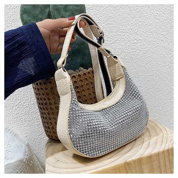 

Bright Diamond Chain Ladies Messenger Bags Clutch Purse PU Leather Women Hobos Handbags Fashion Female Party Crossbody Bags, Beige