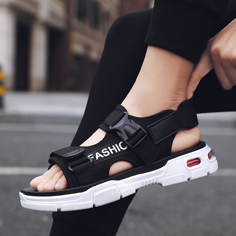 

Men Casual Sandals Roman Summer New Style Outdoor Non-slip Breathable Men Fashion Trend Black Beach Shoes Sandals Calzado Hombre, Beige