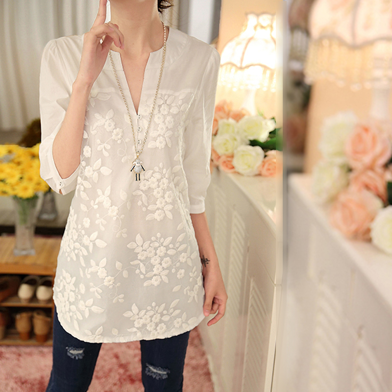 

2020 spring and summer women clothing lace blouses new style white casual V-neck blouses, White half sleeve