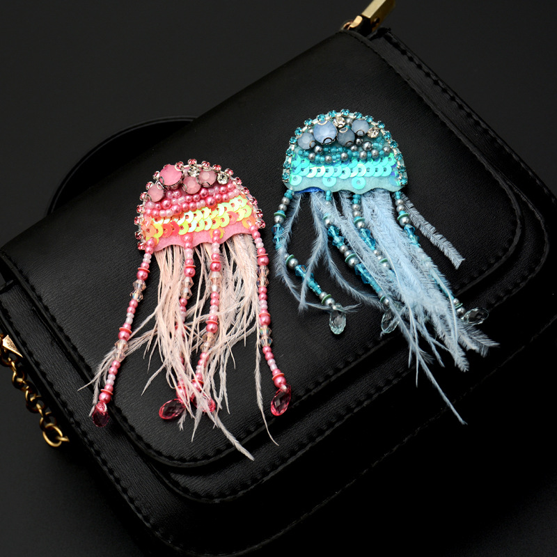 

20200816 Handmade three-dimensional pin beads jellyfish fringed Brooch female badge Brooch sweater accessories