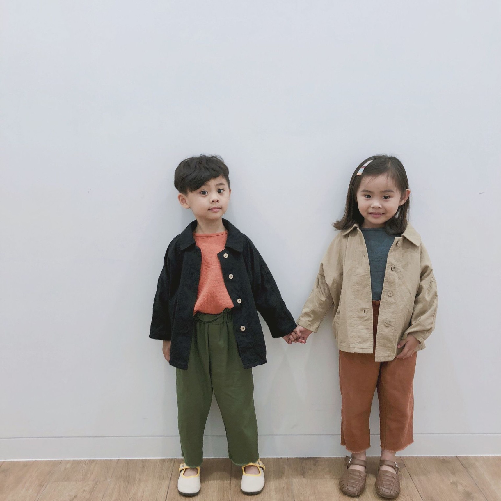 

FM Qaulity Newest INS Autumn Little Kids Boys Girls Tatting Cotton Tench Coat Jacket Front Buttons Autumn Children Clothing Outwears Coat, Mixed colors please remark