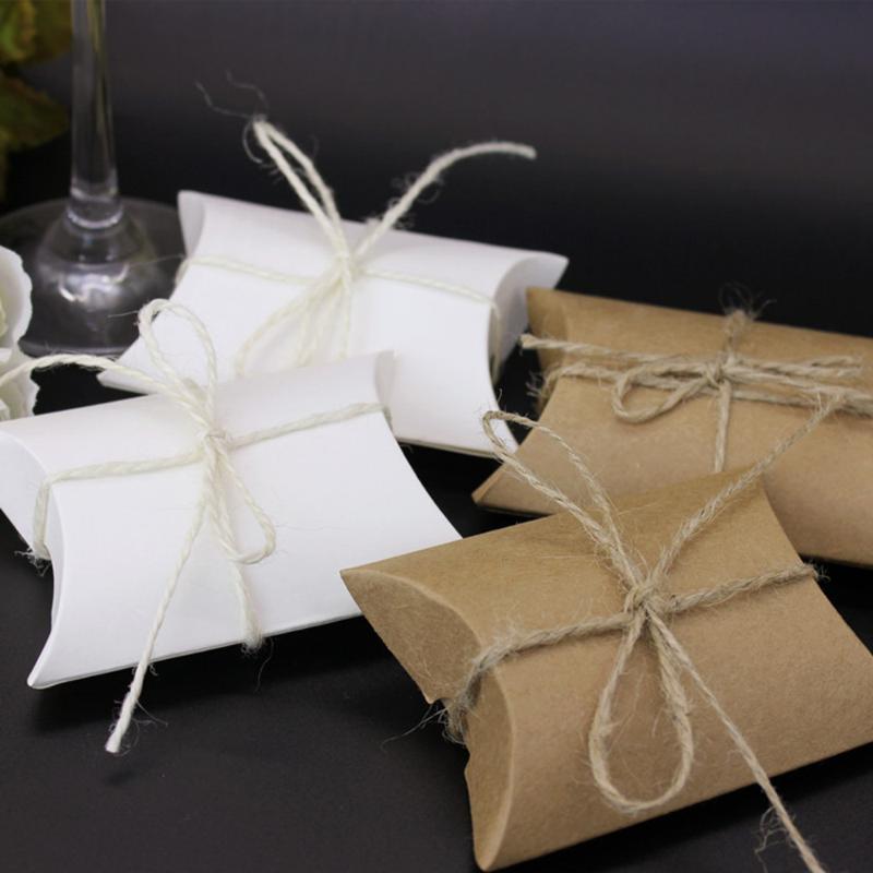 

10pcs Wedding Kraft paper Gift Boxes Pillow Shape Wedding Favor Gift Box Party Candy Box Wholesales Festive Party Supplies