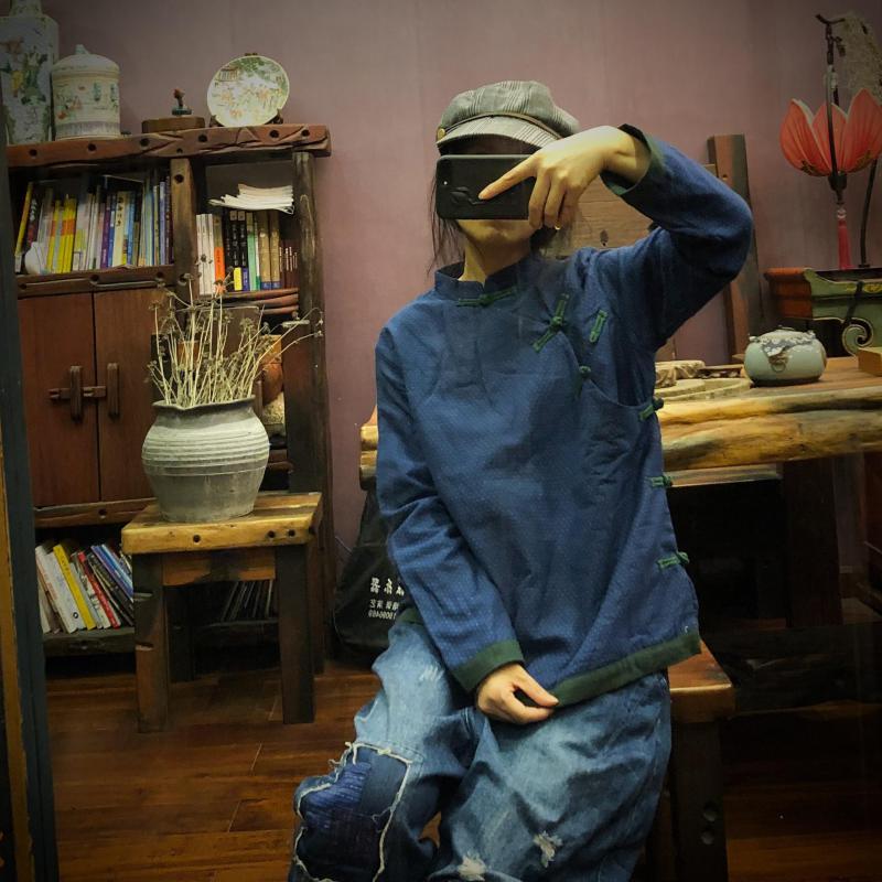 

Johnature Vintage Shirts 2020 New Winter Women Clothes Polka Dot Stand Collar Full Sleeve Leisure Tops Concise Women Blouses, Blue