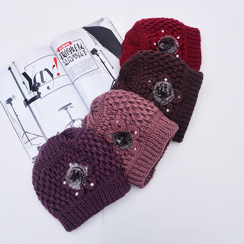 

Winter Middle-aged and Elderly Warm Adult Thicken Plus Velvet Hat Old Lady Crystal Flower Beanies SKullies 4 Colors, H19127b2