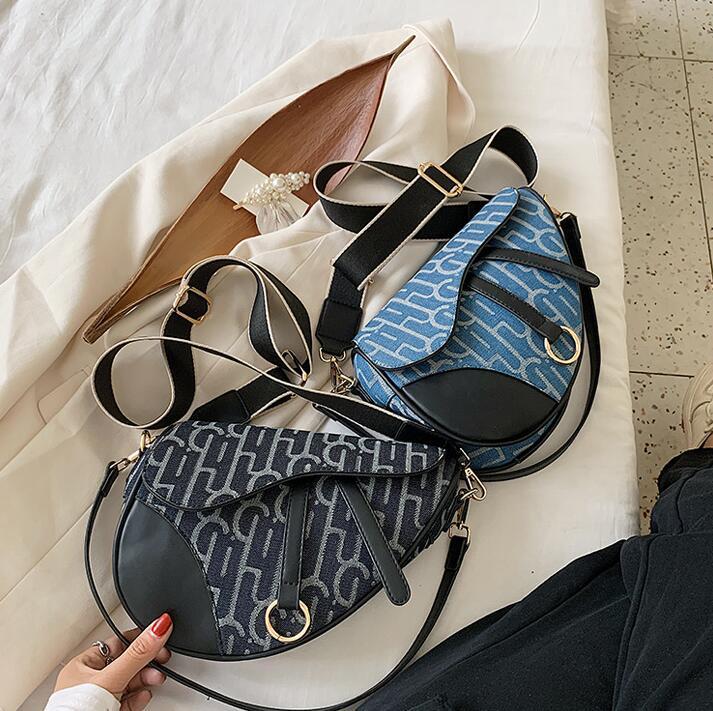 

Factory women handbag street trend printed canvas shoulder bag contrast leather shoulders messenger bags flip printeds leathers fashion handbags