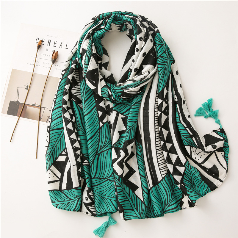 

2020 Spring Antumn Women Scarf Geometric Green Leaf Pattern Ladies Shawls and Wraps Large Tassel Headscaf Turbans