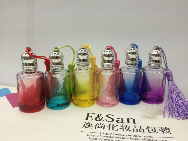 

PZ06-15ML cylindrical color tassels perfume roll on glass bottle 100pcs/lot