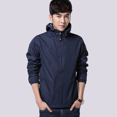 

2020 New Mens Jackets Outdoor Windbreaker Sport Style Jackets Mens Thin Fashion Waterproof Mountaineering Suit Mens Casual Coat Hot Sale, Red