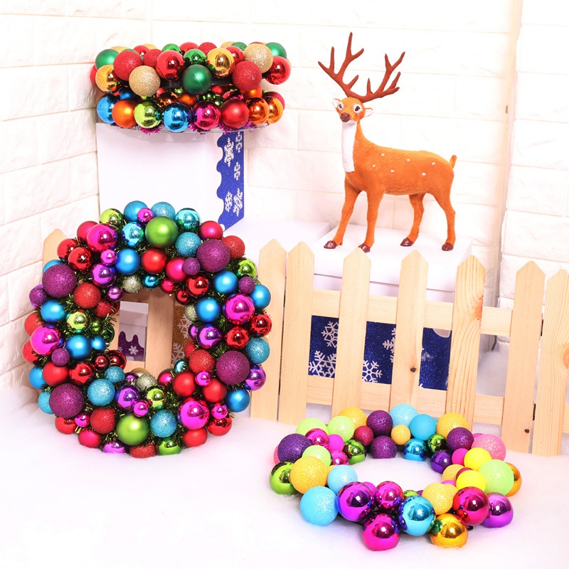 

Sparkling Christmas Ball Wreath Front Door Hanging Garland Holiday Home Decoration Ornaments Random Type Random Color, As pic
