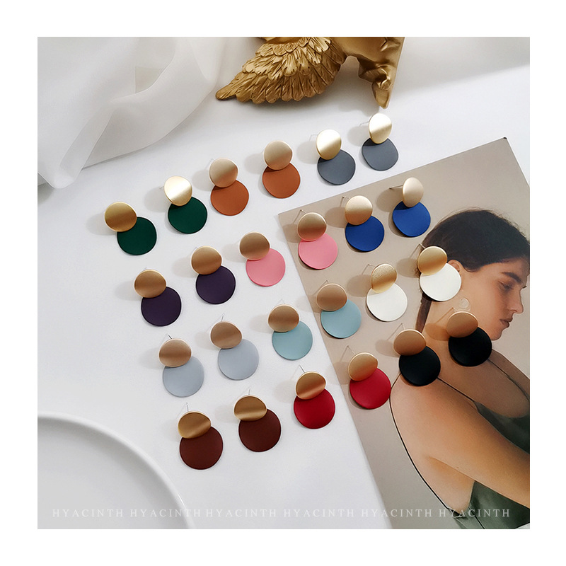 

Korea Dongdaemun PAPA Sense of Design Joint Contrast Color Earrings S925 Needle Wafer Ear Stud INS Slimming Ear Stud