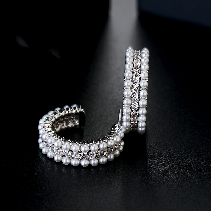 

XIUMEIYIZU Snake Skin Design Pearls Stud Earrings Gold/Rhodium Plating Women Luxury Jewelry Paved CZ Stone Copper Earrings Gift