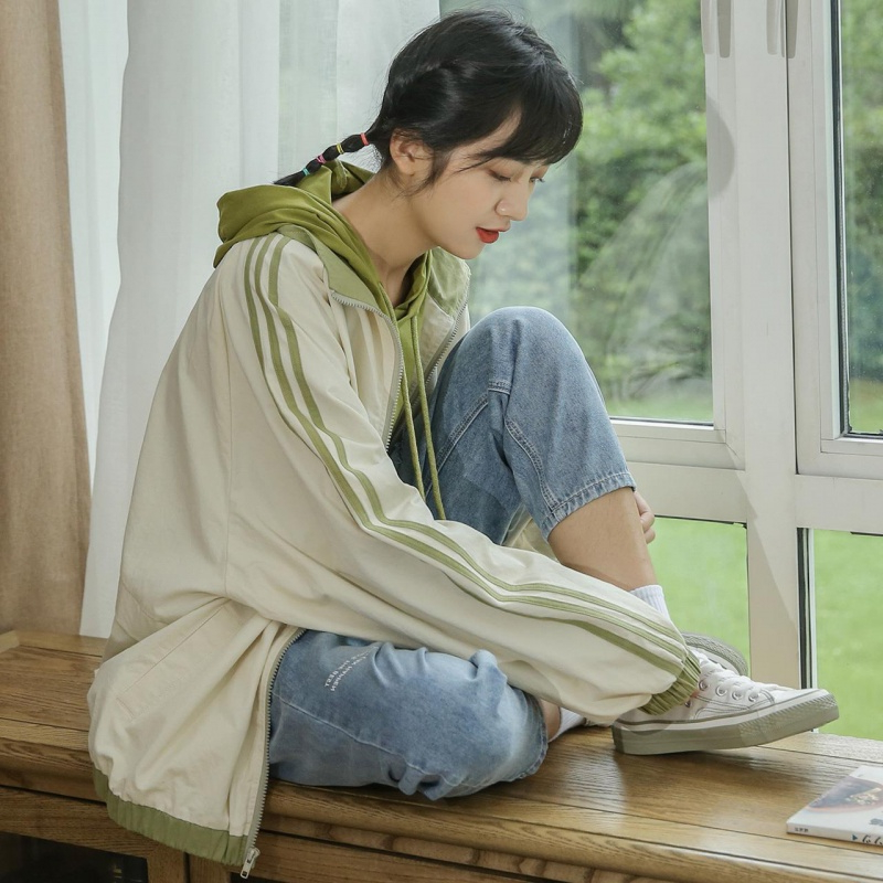 

Women' Casual Sunproof Windproof Jacket Hooded Coat Spring Autumn Thin Tourism Mountain Windbreaker Jackets Female BF Wind, Purple