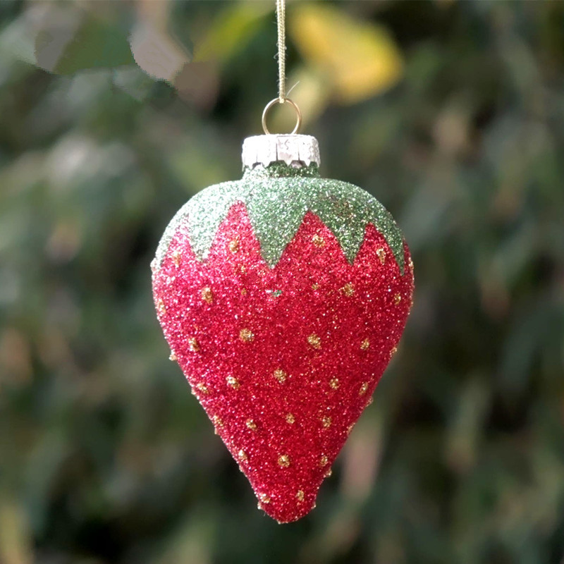

6*8cm Strawberry Shaped Glass Pendant Diameter=6cm Height=8cm Hand Painting Christmas Tree Ornaments Christmas Day Decorative