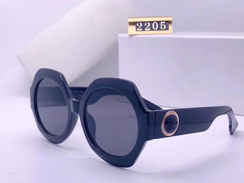 

Glasses Sunglasses 2205 Black Gold Gray Lens Geometric Oversized Men Women Sunglasses New with tags Oversized Oval Womens Sunglasses Large