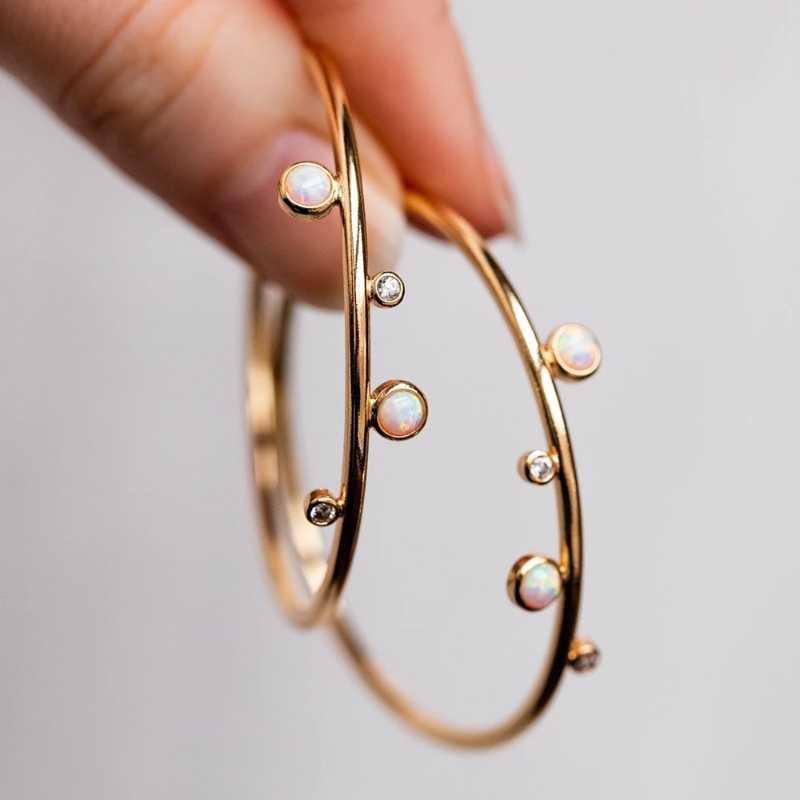 

Huitan New Fashion Hoop Earrings for Women Delicate Girl Dance Party Accessories Simple Versatile Female Earrings Trendy Jewelry