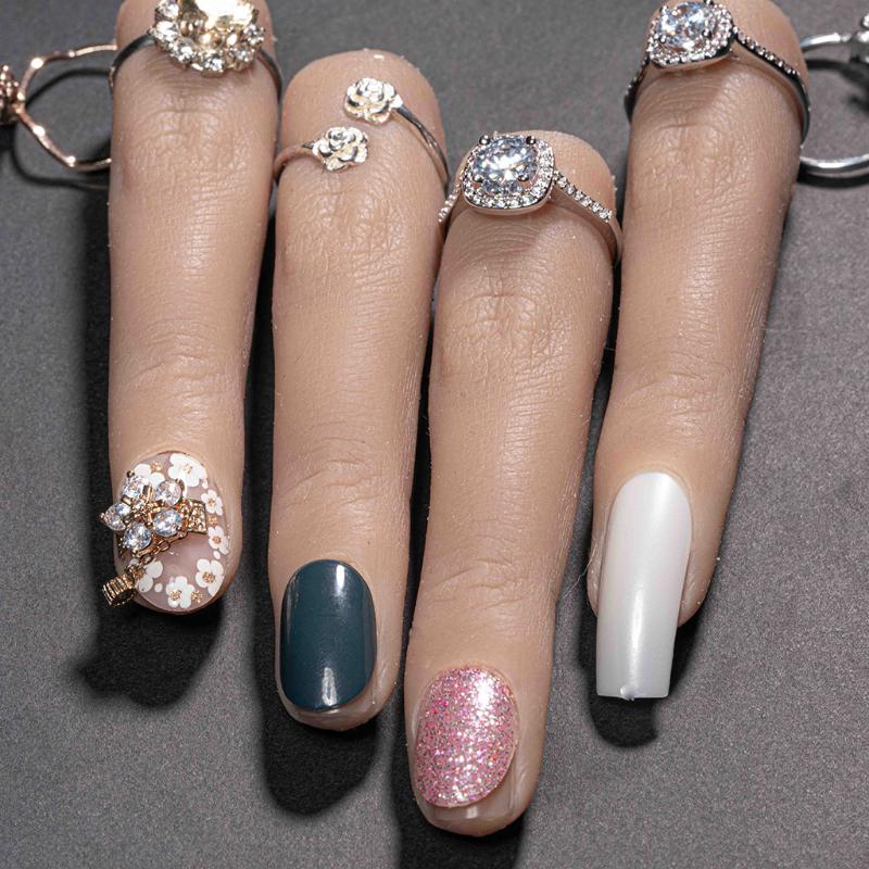 

Nail Art Practice Fingers Model Display Hand Training Manicure Nail Art Fake Practice Finger Salon Supplies Kit, Wheat