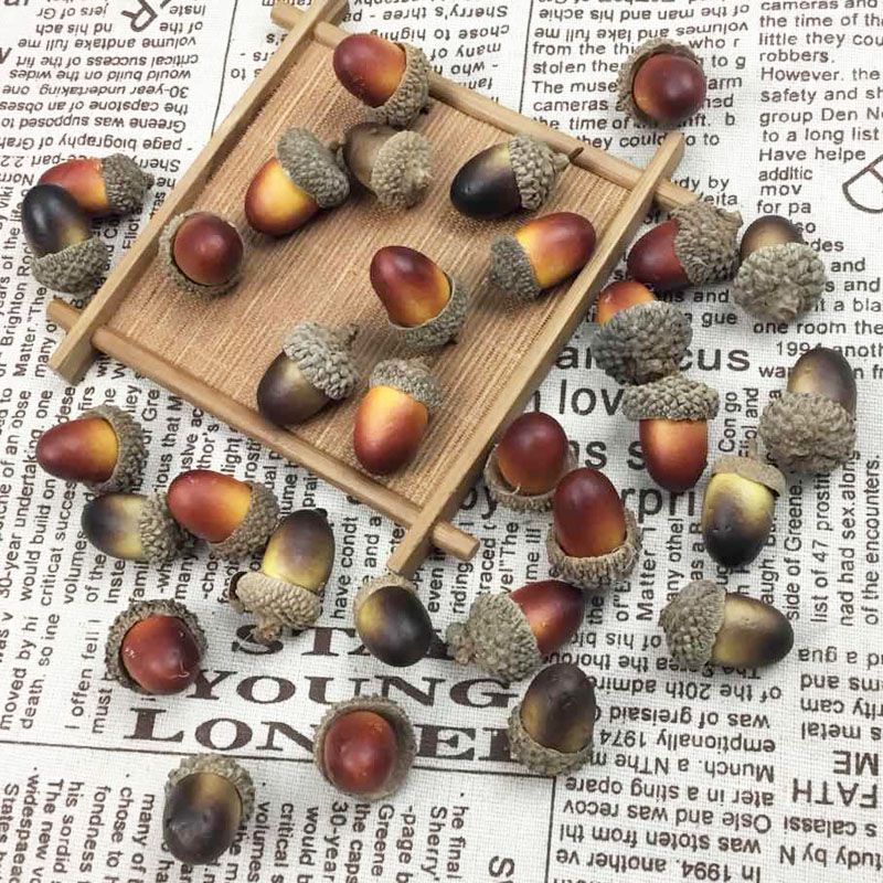 

5pcs Artificial Simulation Small Acorn Set DIY False Nuts Home Kitchen Christmas Tree Decoration
