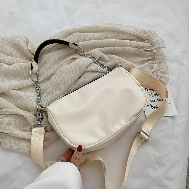 

Fashion Candy Colour Women Shoulder Bags Zipper New Half Moon Ladies Casual Underarm Bag Soft Leather Chain Female Baguette Bags, Black