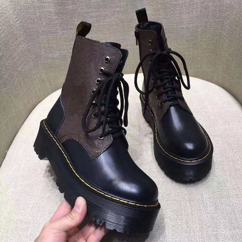 

Women platform Martin boot Jadon Smooth Black lace up boots Designer ankle boots combat boot chunky bootswith track sole with box, Color 3