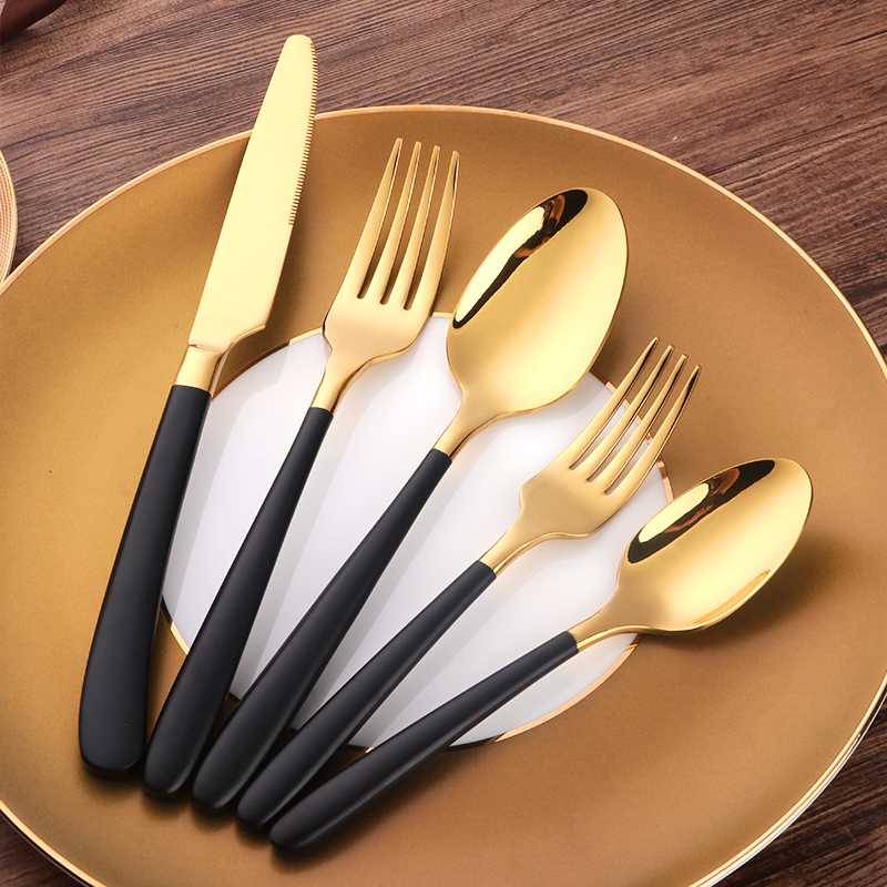 

5 Pcs/Set Dinnerware Stainless Steel Cutlery Set Western Black Gold Dinnerware Set Portable Kitchen Fork Spoon Knife Tableware