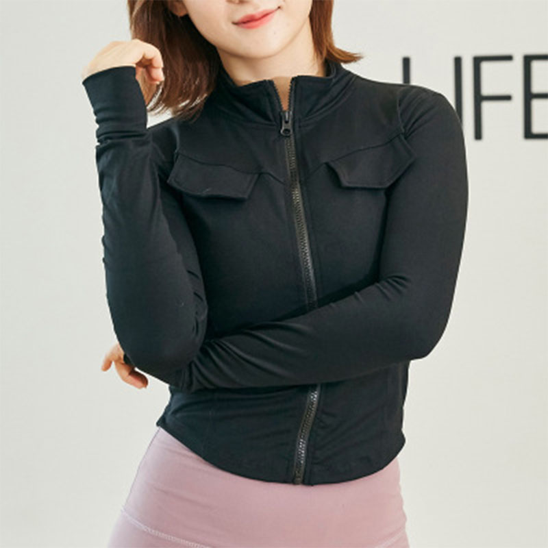 

SALSPOR Shirts Women Sports Zipper Quick Dry Crop Top Long Sleeve Breathable Workout Jogging Training Fitness Shirts, Black