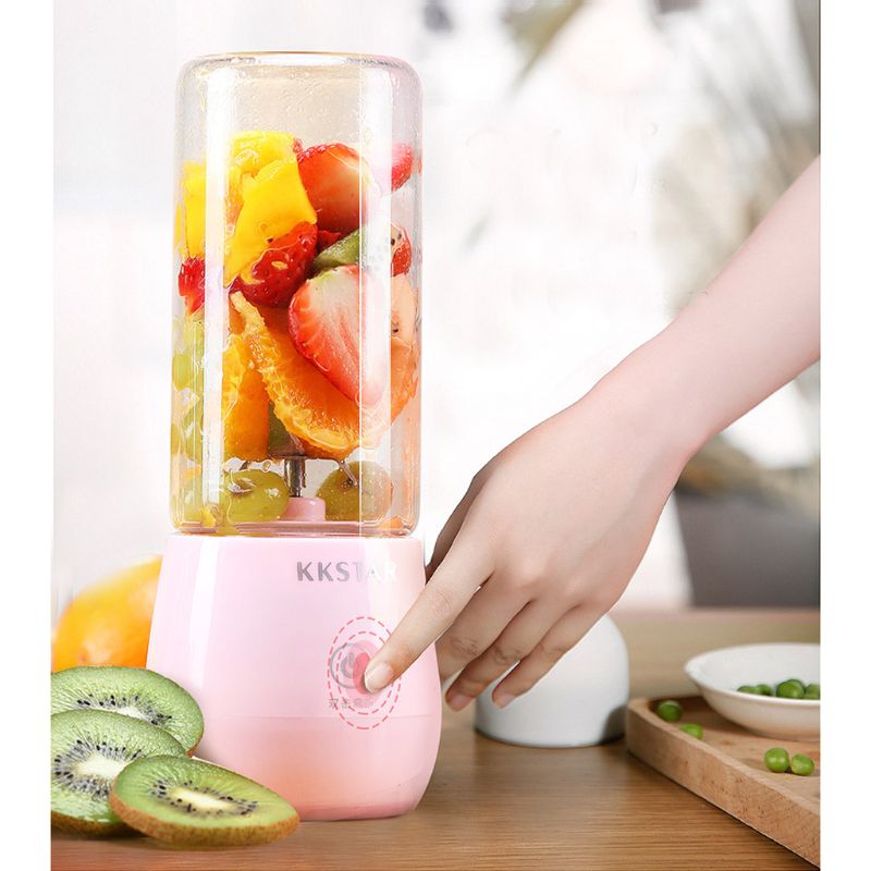

Mini Personal Portable Blender USB Rechargeable Juicer Blender for Smoothie Fruit Juice Milk Shakes