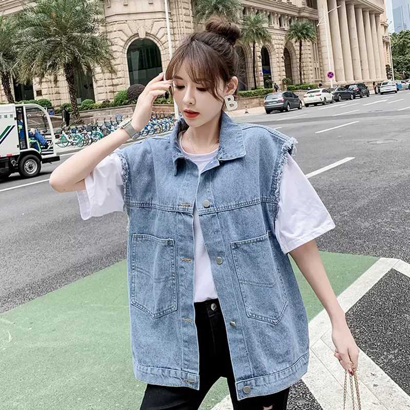 

Korean casual loose jean vest coat women Streetwear Oversize denim sleeveless jacket Fashion daisy embroidery boyfriend vest, Blue
