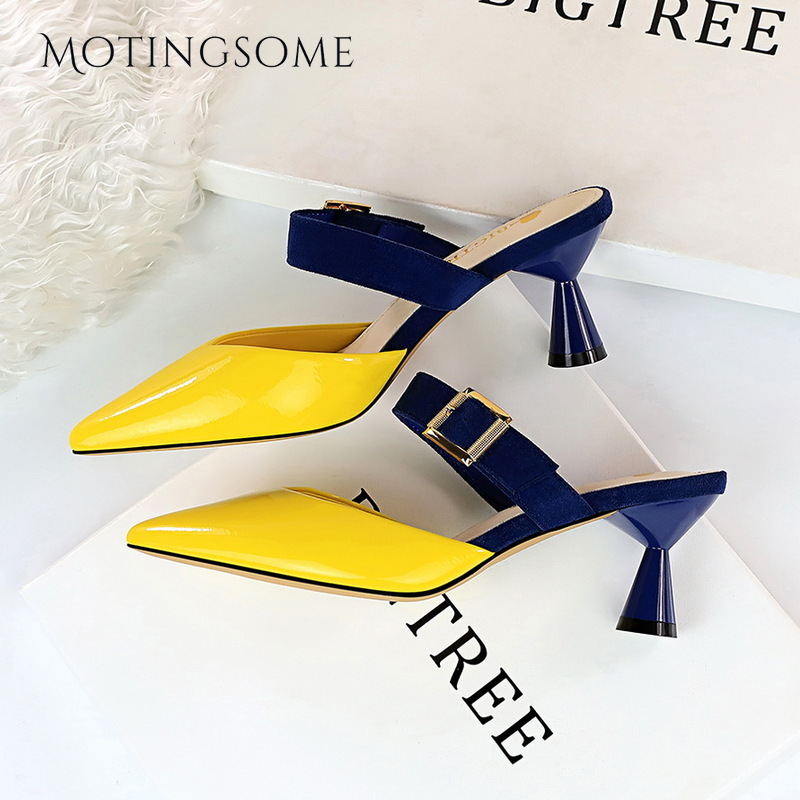 

Fashion Contrast Color Women Sandals Patent Leather Pointed Toe Thick Heel Buckle Elegant High Heel Sandals Red 2020 Summer New, Beige