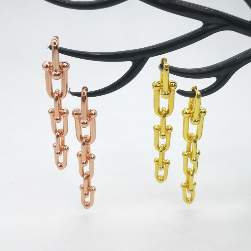 

New Lady Classic S925 Sterling Silver Stud Earrings Rose Gold Gold Alphabet Women's Sterling Silver Earrings