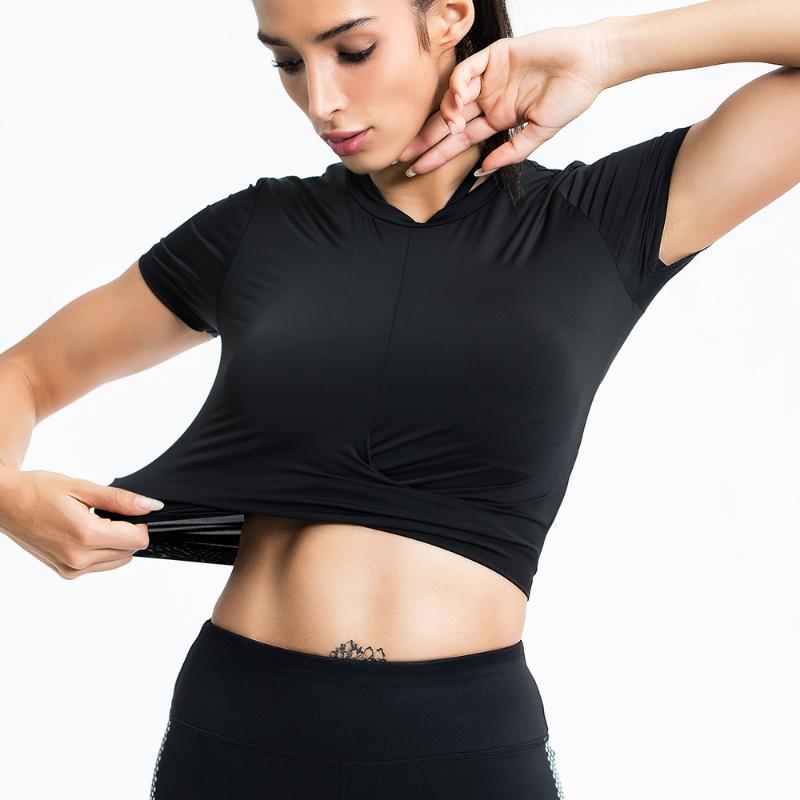 

2020 Ins Women Sport Tops Quick Dry Slim T-shirts Black White Twisted Sweatshirt Short Running Daily Yoga Blouses
