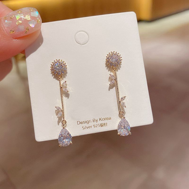 

Exquisite Long Style Flower Leaf Water Drop Earrings Gold Color Cubic Zircon Earrings Women Party Jewelry