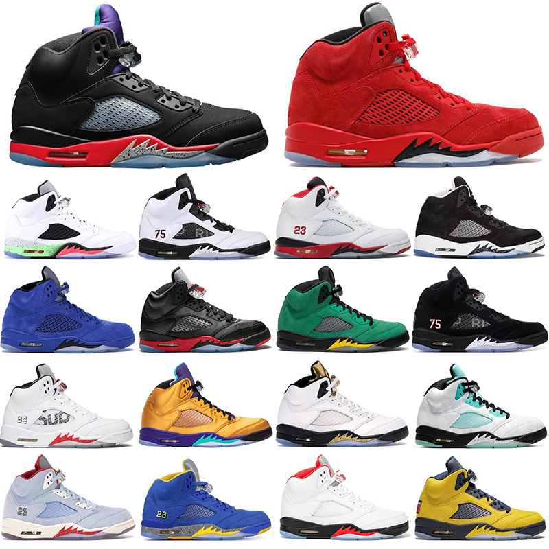 michigan basketball sneakers