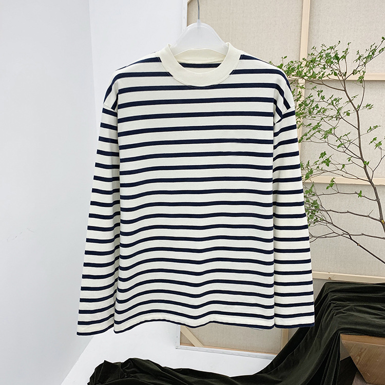 

2020 New Autumn and Winter Men' and Women' Same Long-sleeved Striped Round Neck T-shirt, Navy blue