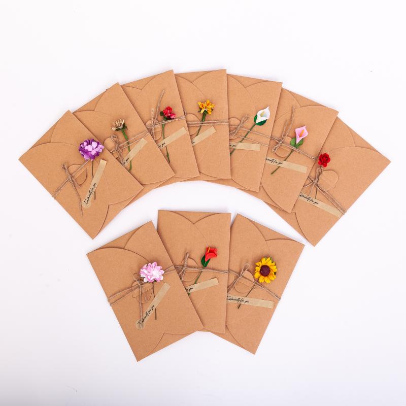 

10pcs Retro Kraft Paper Greeting Cards Dried Flower Embellish Pattern Invitations Wedding Birthday Party Favors Gift Card Decors