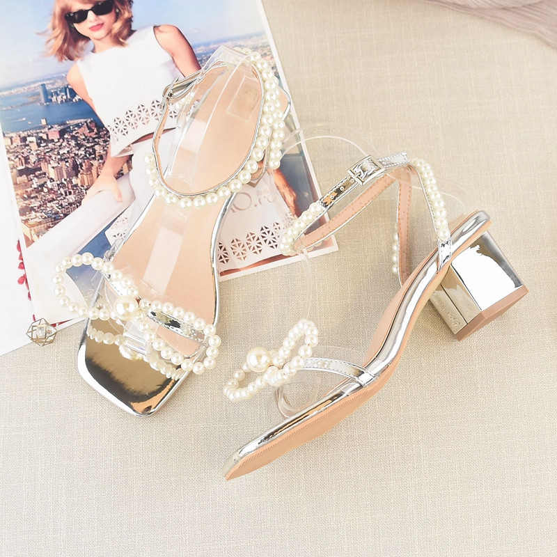 

2020 New Summer Buckle Strap Lady Wedding Shoes High Heels Sandals Silver Fashion Pearl Bow Block Heel Sandals Woman Fairy Style, Z140