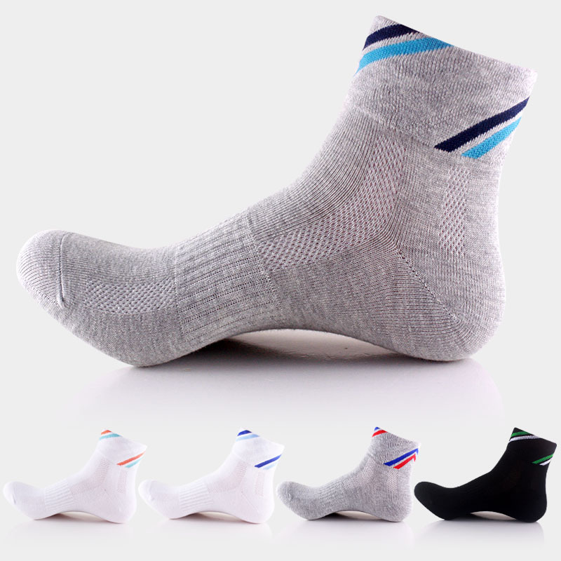 

Men Socks Sport Durable Stitching Solid Color Fashion Sock Male Boy Comfortable Basketball Stretchy Quality Sock EU 39-44 Meias, Black