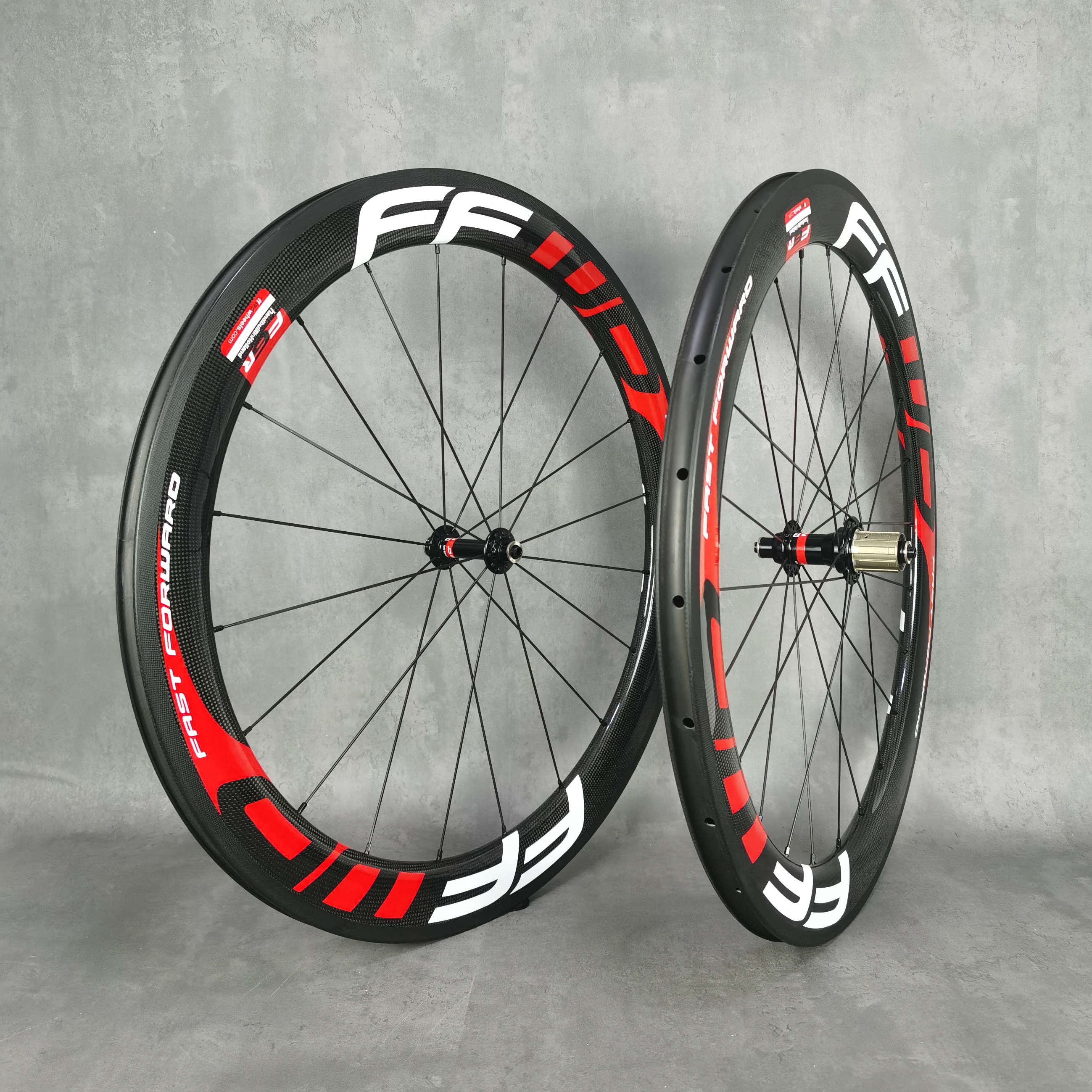 

FFWD 700C Road carbon wheelset 60mm depth 25mm width clincher/Tubeless/Tubular Bicycle carbon wheelset with 3k glossy finish novatec hub