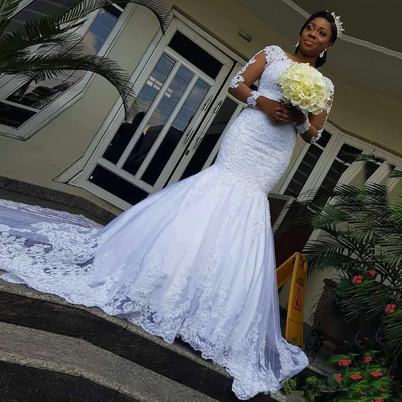 

2020 Illusion Long Sleeves African Wedding Dresses Mermaid Lace Applique Wedding Gowns vestidos de novia Beaded Bridal Dresses, Ivory