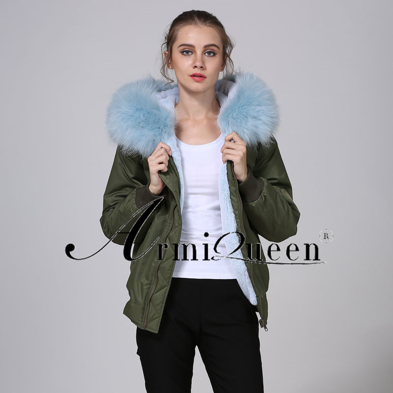 

2020 Khaki Bomber Fligth Jacket Skyblue Thin Lined Fashionable Design Elegant Fur Bomber For Runway, Green
