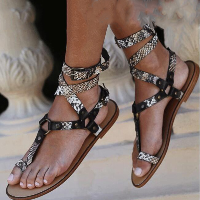 

Woman Summer Sandals Ladies Clip Toe Serpentine Buckle Open Toe Flat Shoes Woman Fashion Casual Sandals Female 2020 New Hot, Blue